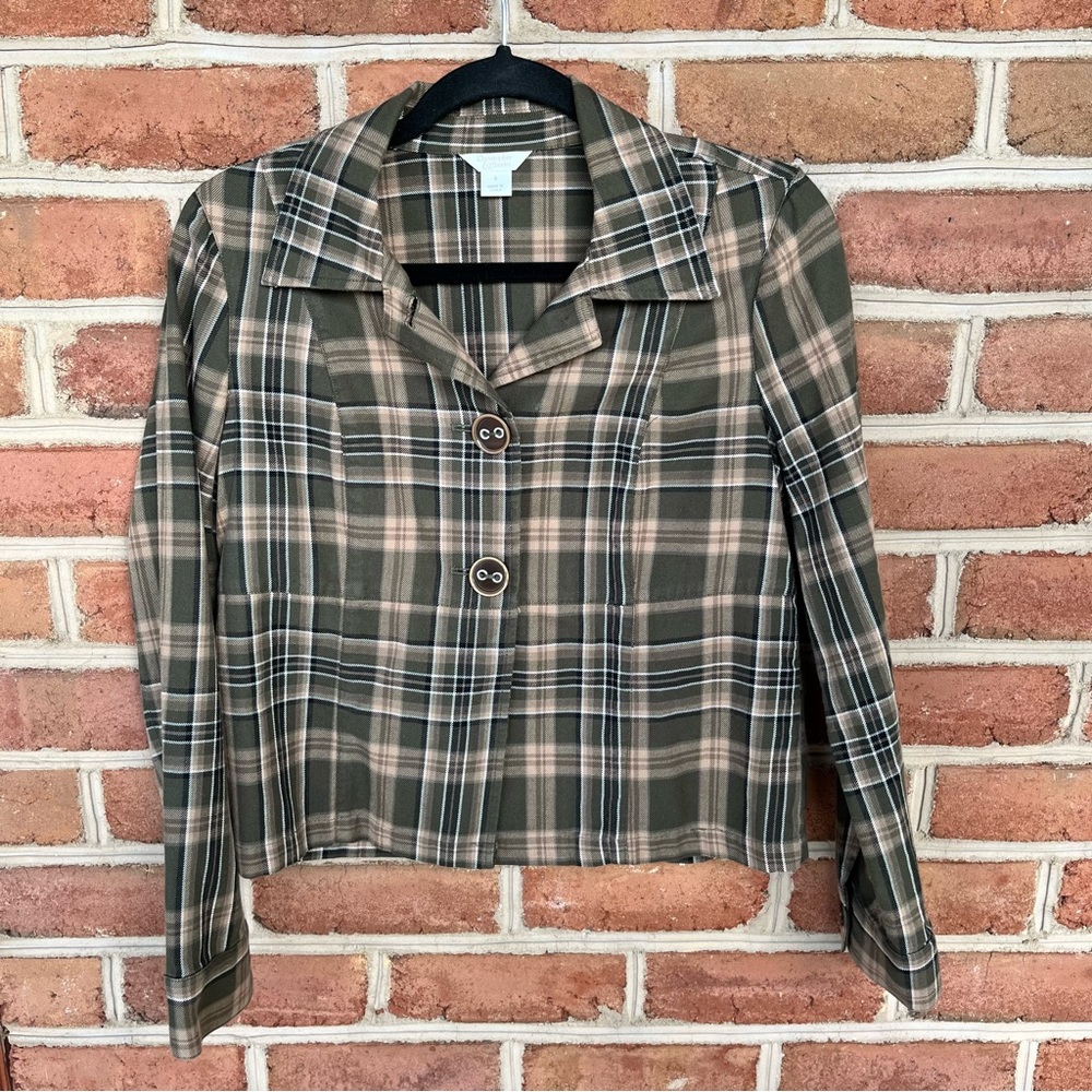 Earth tones plaid blazer/jacket with chunky buttons. Small